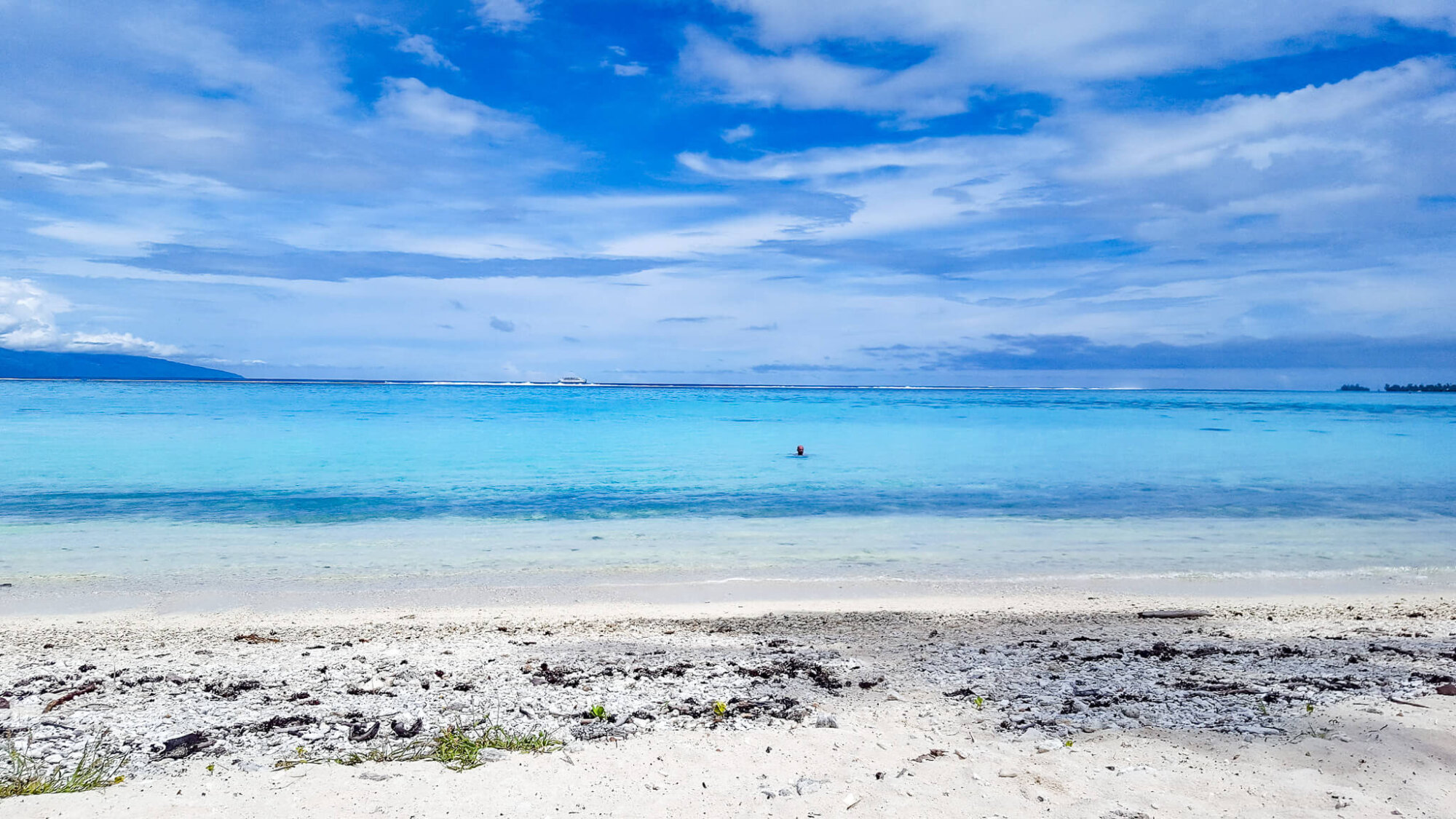 Moorea island beach